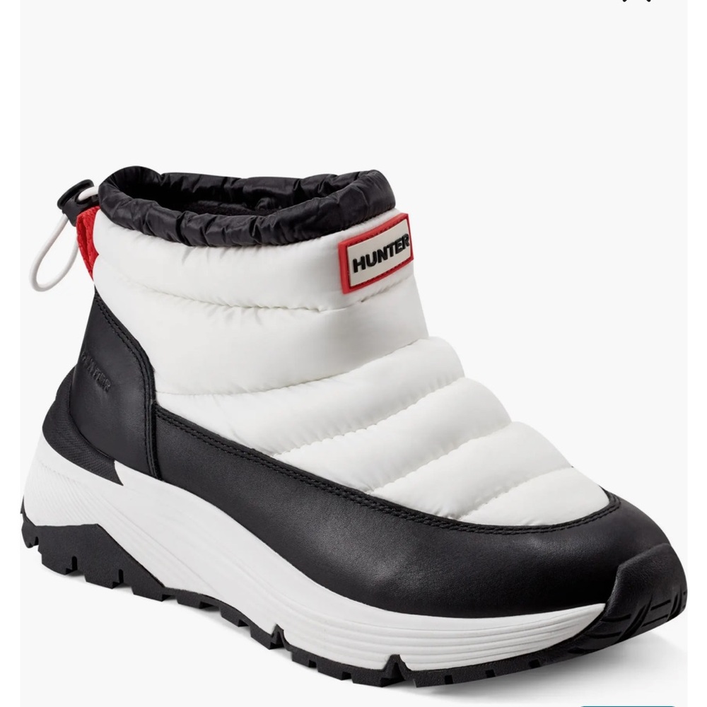 New Hunter women’s 8 “Annes” boots